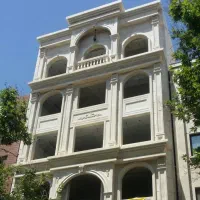 ۱۶۰ متر /کلید اول /فول امکانات /خیابان انقلاب