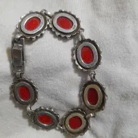 دستبندسیاه قلم نقره باسنگ مرجان|جواهرات|نیشابور, جمهوری|دیوار