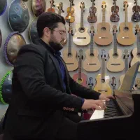 آموزش و تدریس پیانو خصوصی