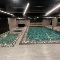 ازگل گلچین برج 150متری