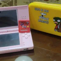 گیم‌بوی نینتندو Dslight