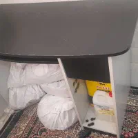 میز کامپیوتر سالم