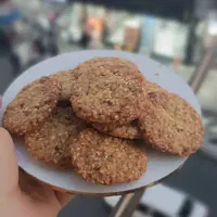کاکول محلی و شیرینی با مغز گردو .شیر و کره محلی|خوردنی و آشامیدنی|شهرکرد, |دیوار