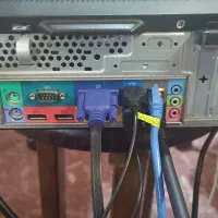 کیس مینی و مانیتور و موس و کیبورد