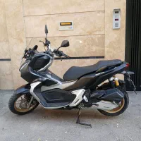 هوندا ADV150