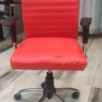 صندلی کاملا سالم