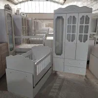 کمد ۳ درب و تخت نوزاد گهواره ای سیسمونی بچه کودک|تخت و صندلی بچه|مشهد, شهرک امام هادی (شهرک غرب)|دیوار