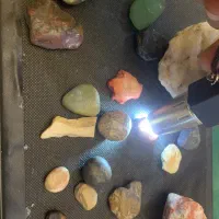سنگ طبیعی قیمتی