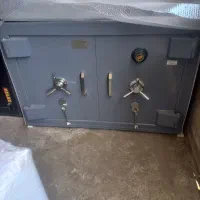 گاو صندوق سفید طلایی زیر پیش خوان|ابزارآلات|تبریز, |دیوار