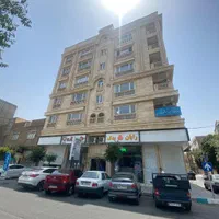 رهن آپارتمان حیاط دار باموقعیت اداری، حقوقی، پزشکی