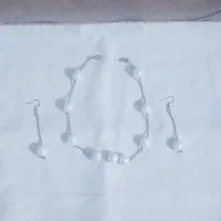 گوشواره و گردنبند مرواریدی