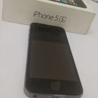 اپل iPhone 5s با حافظهٔ ۱۶ گیگابایت