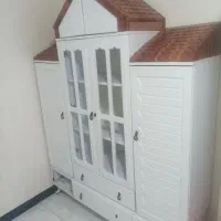 کمد بچه با طرح کلبه