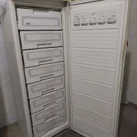 فریزر آزمایش هشت کشو