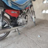 موتور 150مدل 99احسان معامله هم میکنم با مدل پایین
