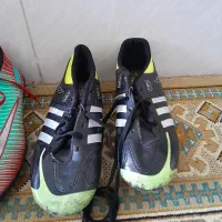 کفش فوتبالی|تجهیزات ورزشی|رامجین, |دیوار