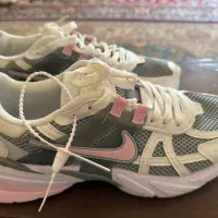 کتونی اورجینال سایز ۴۰ نو نو|کیف، کفش، کمربند|کوه چنار, |دیوار