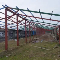 استاد کار جهت نصب ورق upvc سقف مرغداری