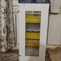 یک عدد دستگاه جوجه کشی
