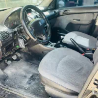 پژو 206 مدل 87 بسیار تمیز تک برگ سند نقد و چک|خودرو سواری و وانت|فولادشهر, B8|دیوار