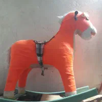 اسب راکر دار. اسب اسباب بازی