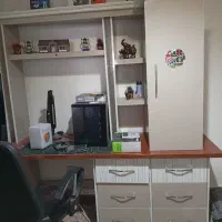 میز تحریر کمد و قفسه کتاب