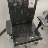 میز و صندلی کارشناسی و کمد
