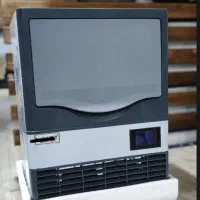 یخ ساز صنعتی  اتوماتیک  50 کیلو یخساز آکبند