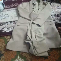 طبق این قانون را اجرا کند|لباس|تسوج, |دیوار