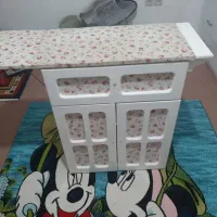 میز اتو و چرخ خیاطی