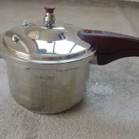 زود پز مونتینی ۶ لیتر