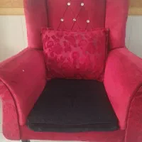 مبلمان راحتی ۸ نفره همراه با میز وسط