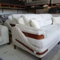 مبل ویکتور (نیوان)