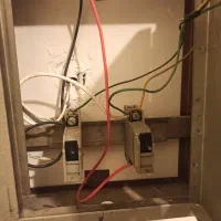 رفع اتصالی برقکاری برق کار ساختمان آیفون عیب یابی|خدمات پیشه و مهارت|کرمانشاه, |دیوار