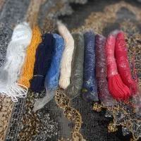 بند کتونی و شلوار