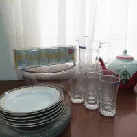 ظروف شیشه‌ای