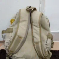 کیف مدرسه سالم ودرحد نو|کیف، کفش، کمربند|بومهن, |دیوار