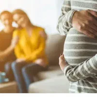 رحم جایگزین میشم