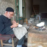 گیوه ملکی نجفآباد. حاج عباس سرباز|کیف، کفش، کمربند|نجفآباد, ریاضی|دیوار