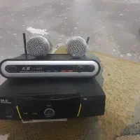 میکروفون بی‌سیم با کلیه‌ی وسایل