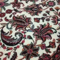 فرش گل ابریشم شاهین دژ