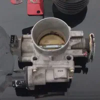 دریچه گاز نیسانی در حد نو