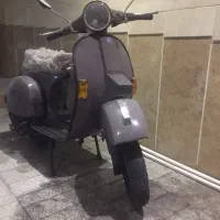 وسپا ۱۵۰ مدل ۸۱