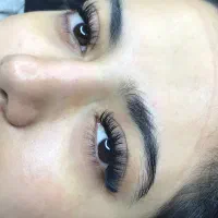 اکستنشن مژه و لیفت لمینت مژه و ابرو