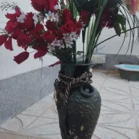 گل و گلدان