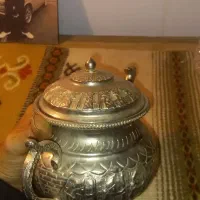 قوری طرح هخامنشی انتیک و حکاکی شده|کلکسیون اشیاء عتیقه|بوشهر, |دیوار