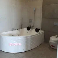 وان جکوزی دونفره پنل سفید فول اپشن|لوازم حمام|قم, حنیف نژاد|دیوار