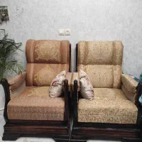 دو دست مبل شش نفره که کلا ۱۲ نفره حساب میشه