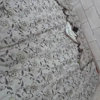 پرده تمیز در حد نو با آستر و جمع کن پرده برای فروش