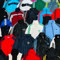 انواع کار های استوک اورجینال  کیت کلاسیک سوییشرت